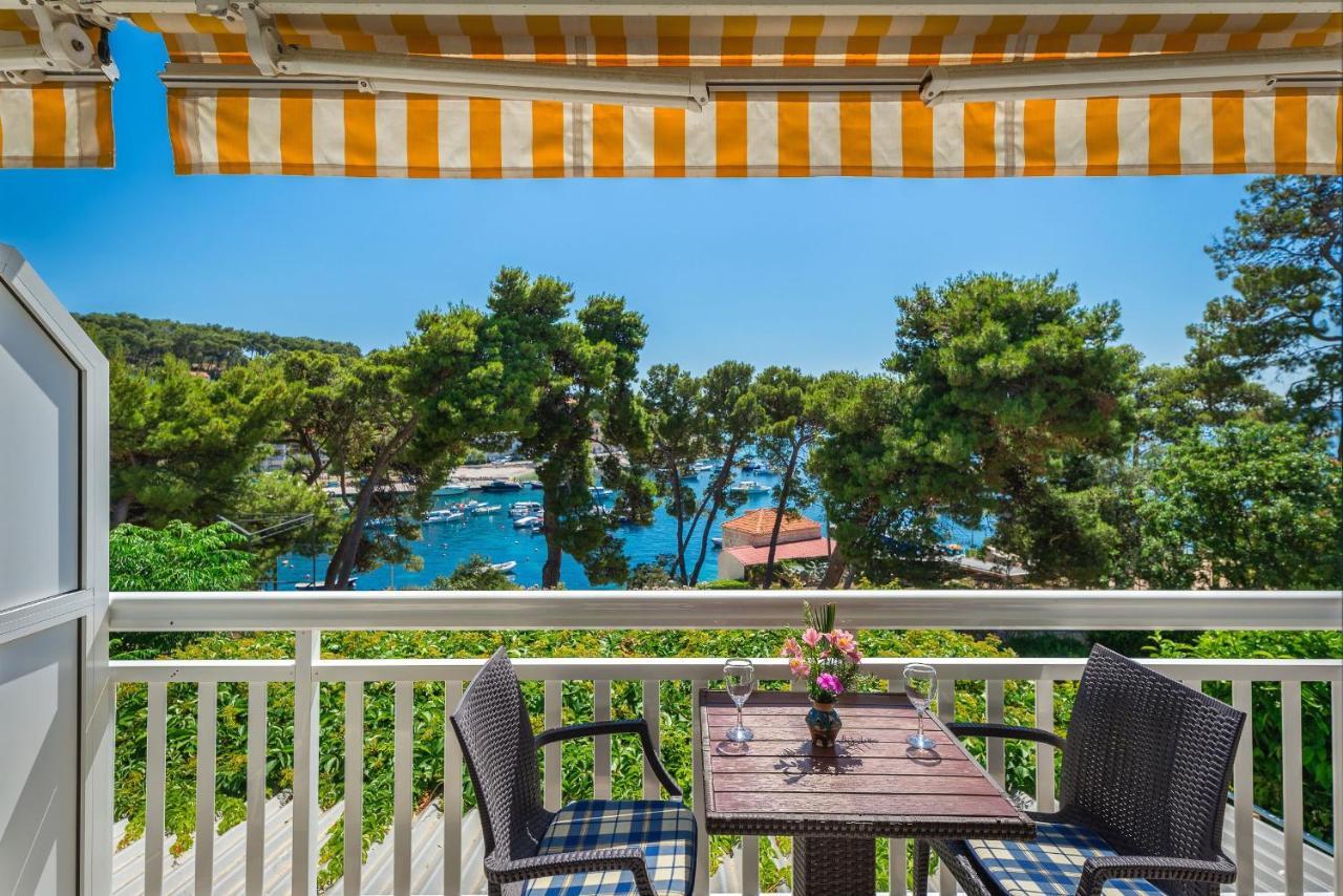 Sunny Days "Sara" - Zf Hvar Hvar Town Exterior foto
