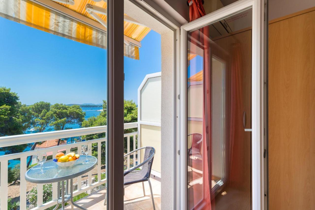 Sunny Days "Sara" - Zf Hvar Hvar Town Exterior foto